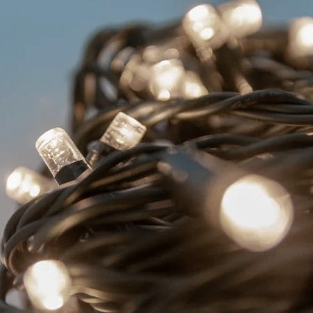 Outdoor 100 LEDs on green wire, white, 52,5'