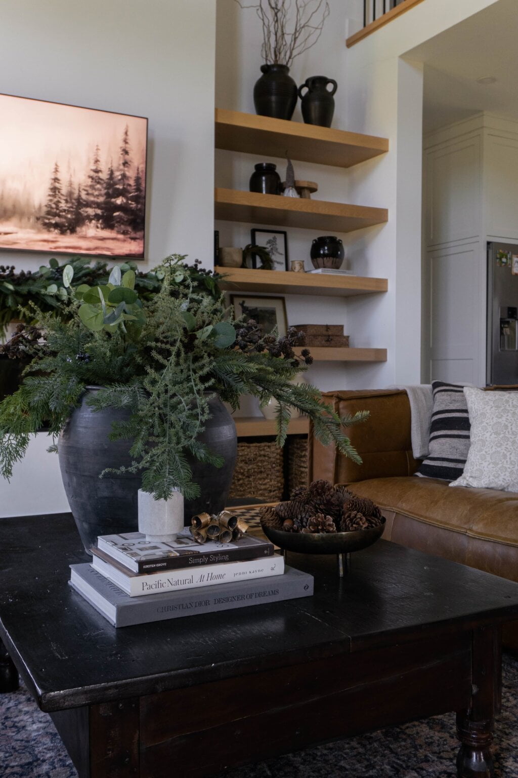 Vase d'eucalyptus, cocottes et sapinage - Décors Véronneau