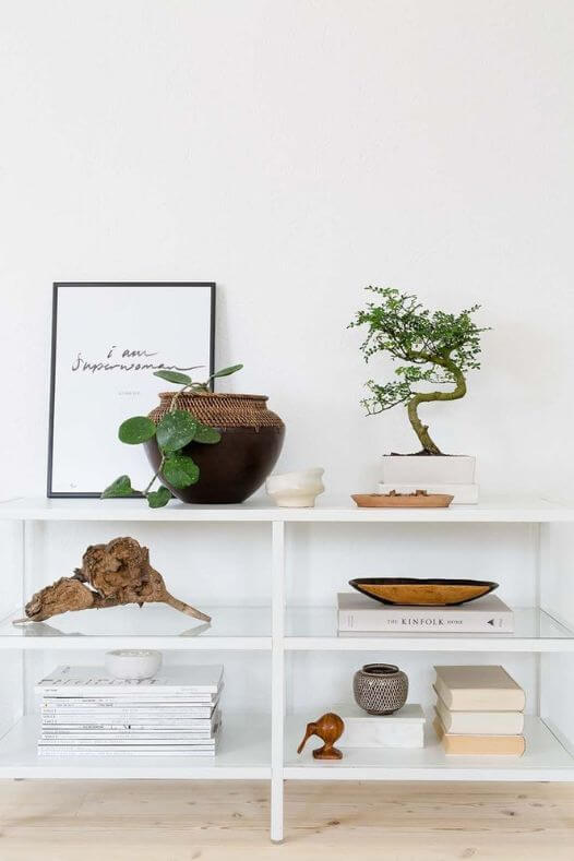 Bureau blanc avec bonsaï - Décors Véronneau