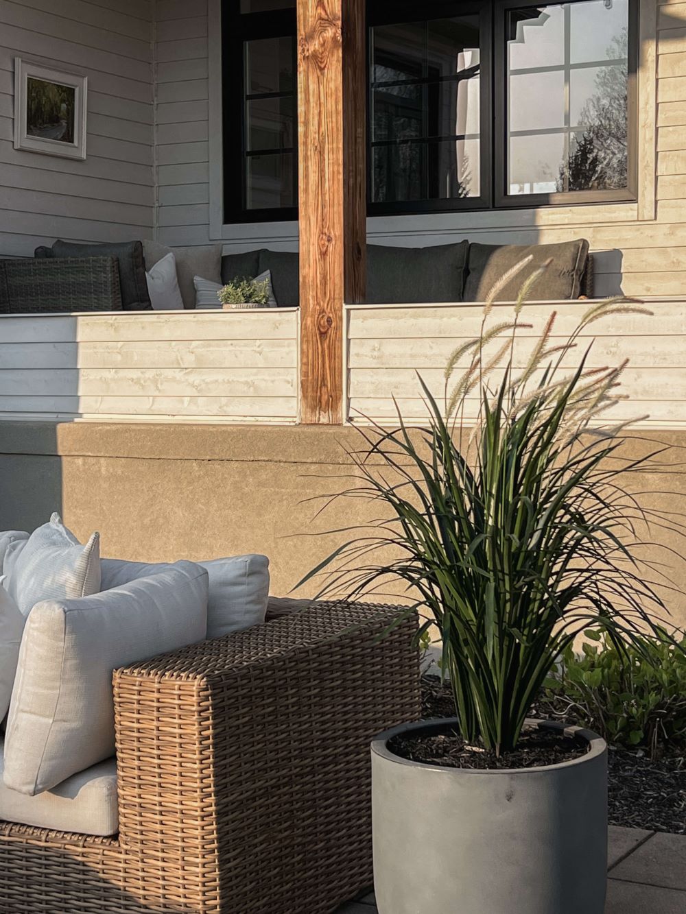 Graminée artificielle en pot - Décors Véronneau