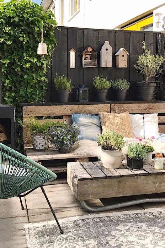 Décor zen écologique avec cabanes d'oiseaux extérieures - Décors Véronneau
