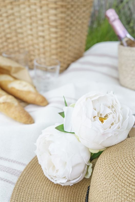 Pivoines blanches pic nique - Décors Véronneau