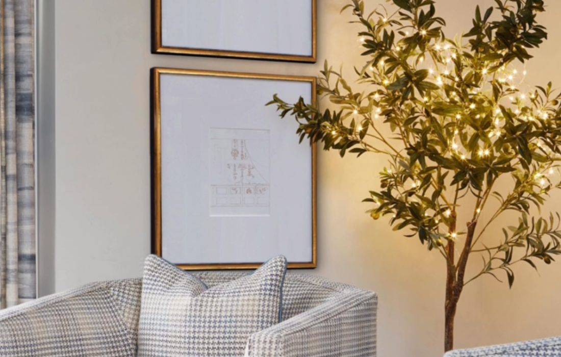 Arbre olivier artificiel dans un salon - Décors Véronneau