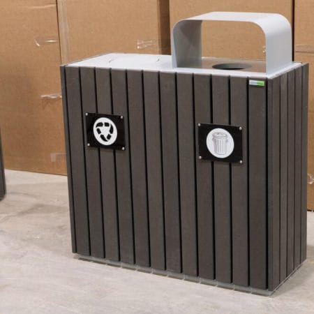 Station déchets et recyclage en composite brun, contenants de 60L - Collection Horizon - Décors Véronneau
