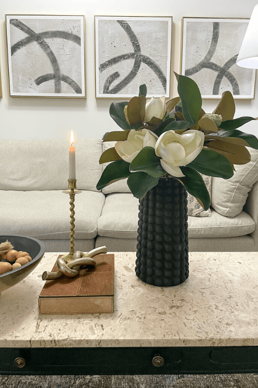 Bouquet de magnolias en centre de table - Décors Véronneau