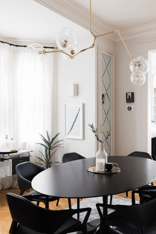 Table de cuisine avec plante - Décors Véronneau