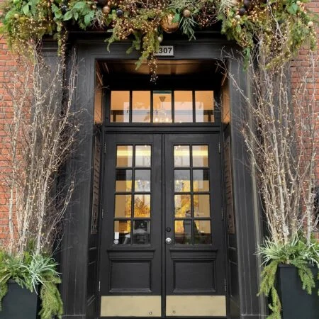 Outdoor 384 cluster LEDs on green wire, warm white, 13' - Décors Véronneau