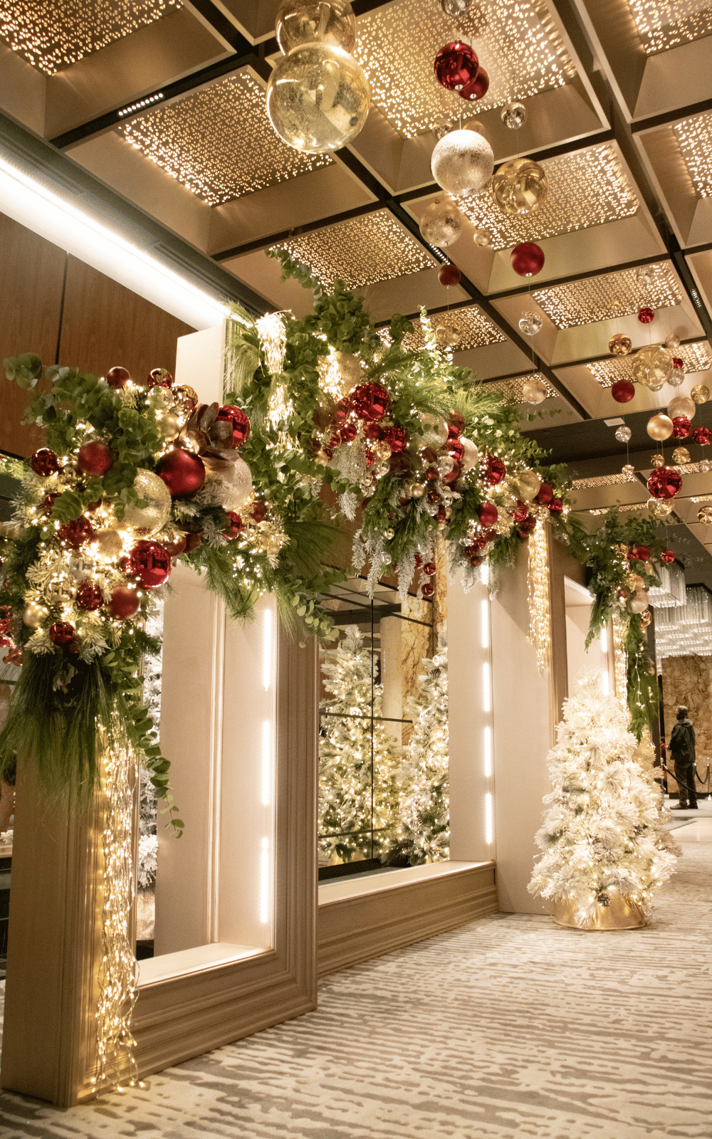 Décor de Noël Reine Élizabeth - Décors Véronneau