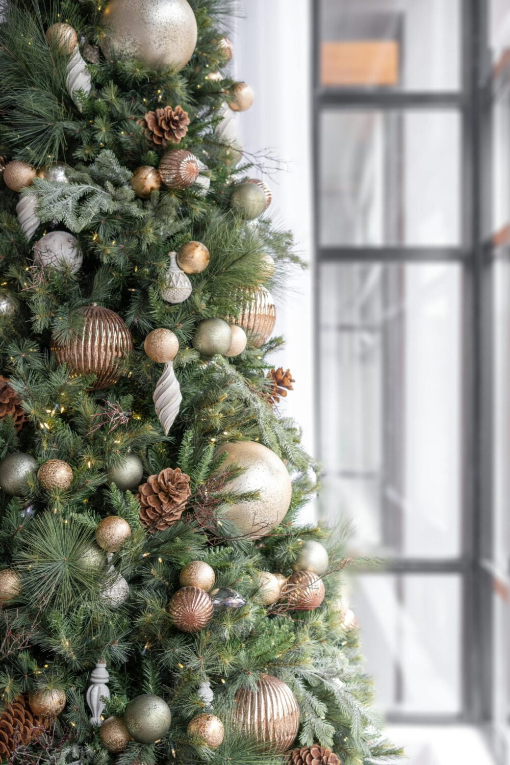 Sapin de Noël géant - Décors Véronneau