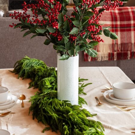 Artificial real-touch dense cypress garland, 72'' - Décors Véronneau