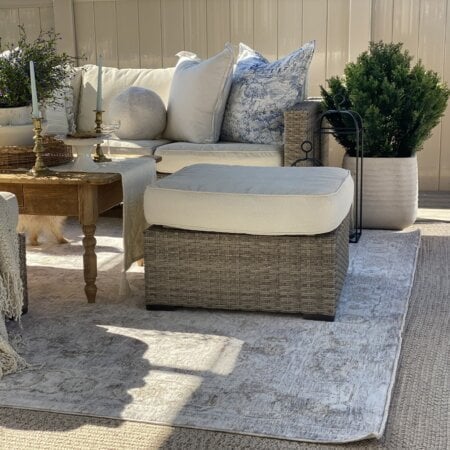 Textured beige recycled polypropylene planter with grey terrazzo finish - Décors Véronneau