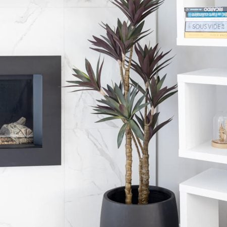 Yucca vert et mauve foncé artificiel, 48'' - Décors Véronneau