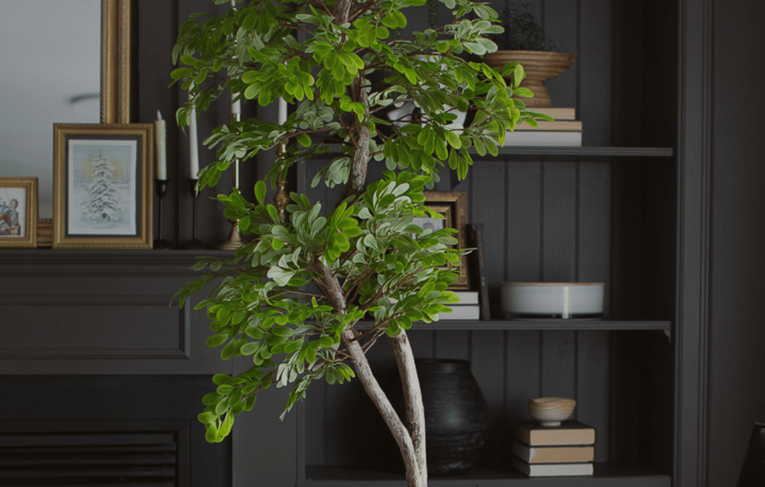 Arbre artificiel d'acacia dans un décor moody - Décors Véronneau