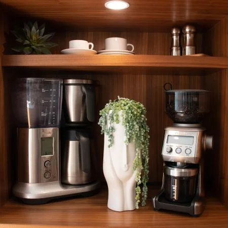 Sedum vert retombant au toucher réel, 19'' - Décors Véronneau