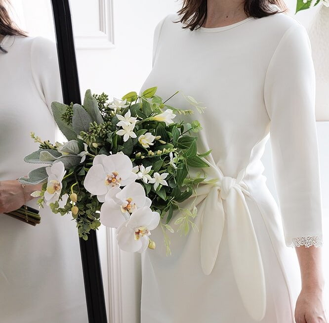 Bouquet de mariage blanc avec fleurs d'orchidée - Décors Véronneau