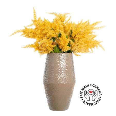 Grand vase automnal d'astilbes jaunes artificiels