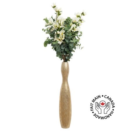 Vase au sol avec arrangement floral artificiel