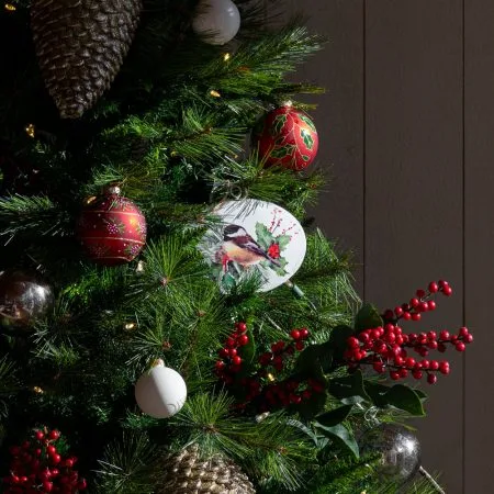 Bird metal disk Christmas ornament, 5 x 6'' - Décors Véronneau