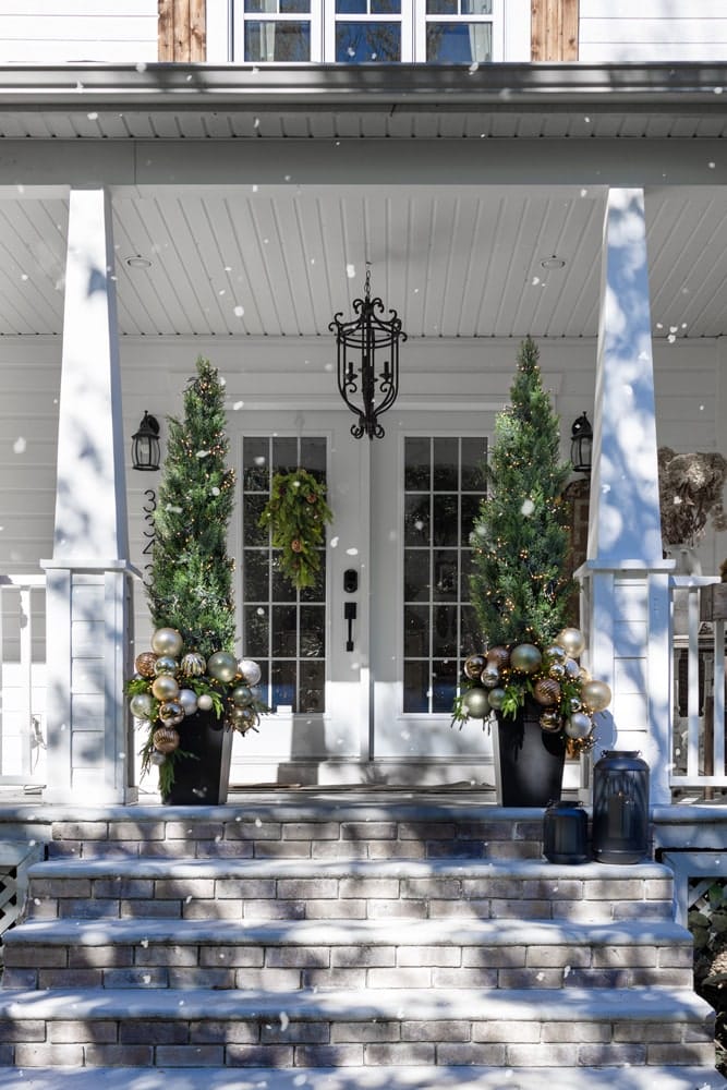 Arrangement de Noël extérieur - Décors Véronneau