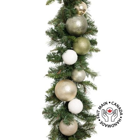 Illuminated Christmas garland, chic ornaments, 11 x 108''