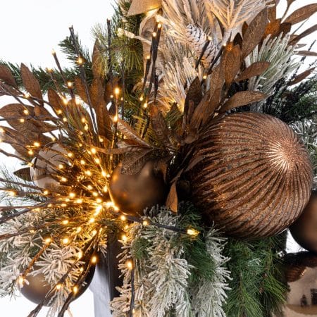 Copper decorated outdoor Christmas arrangement, 72 x 32'' - Décors Véronneau