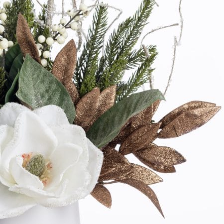 Small white magnolia winter arrangement, 18 x 16'' - Décors Véronneau