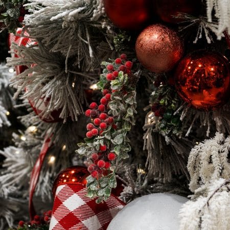 Artificial red berry cluster stem, 32'' - Décors Véronneau