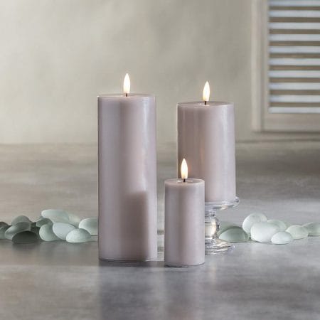 Grey wax LED candle, 5 x 3'' - Décors Véronneau