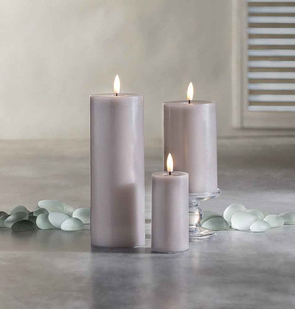 Grey wax LED candle, 5 x 3'' - Image 2 - Décors Véronneau
