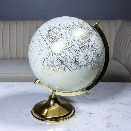 Globe terrestre crème sur pied or, 12'' - Décors Véronneau