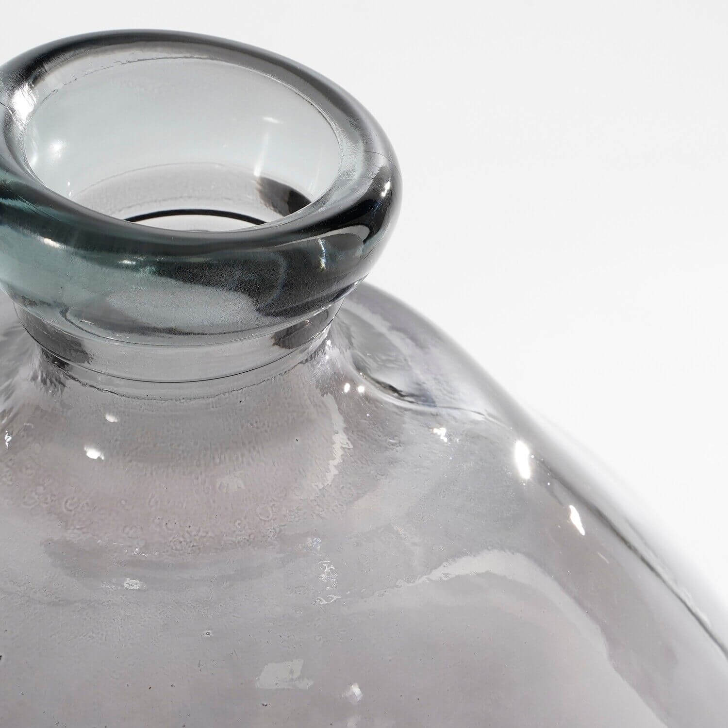 Vase bouteille en verre gris - Décors Véronneau