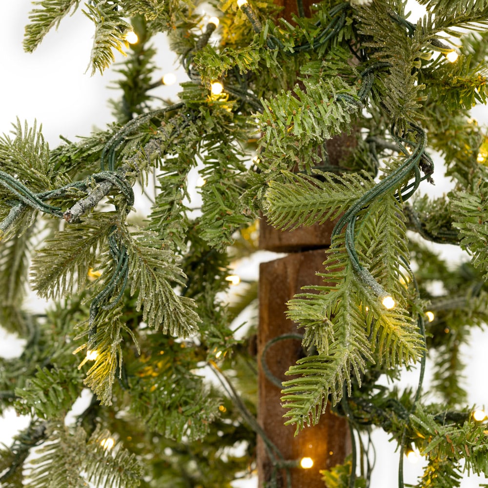 Sapin de Noël givré illuminé artificiel, 4-6' – Image 4 - Décors Véronneau