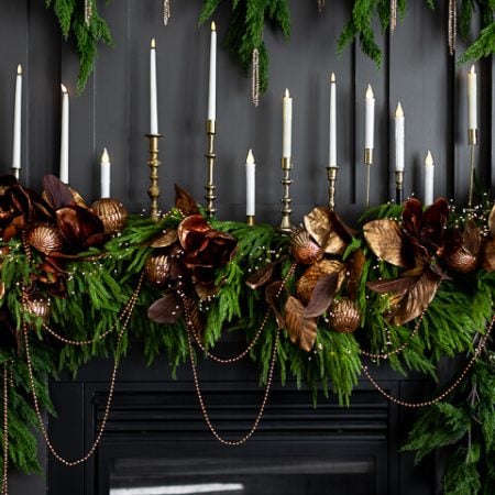 Royal copper magnolia Christmas flower, 24'' - Décors Véronneau