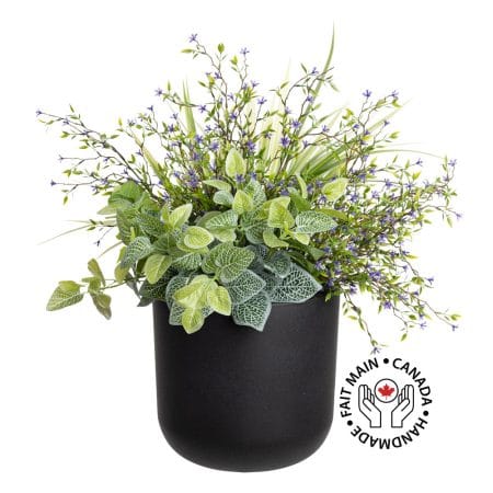 Arrangement de fleurs mauves artificielles en pot noir arrondi, 24 x 15''