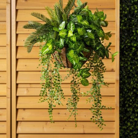 Jardinière suspendue de fittonia et verdure, 30 x 22'' - Décors Véronneau