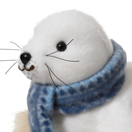 Seal with blue scarf Christmas plush, 9,5'' - Décors Véronneau
