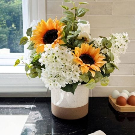 Arrangement floral automnal de tournesols artificiels - Décors Véronneau