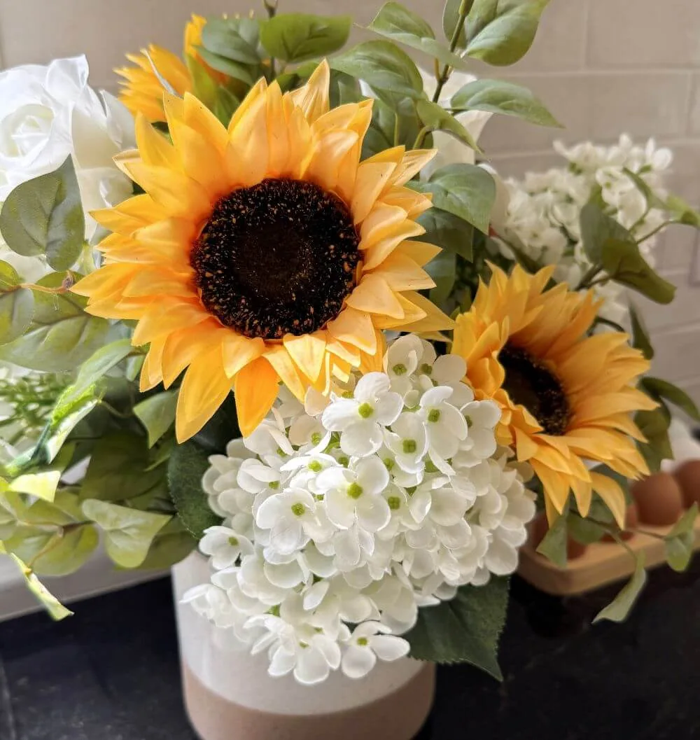Real touch artificial yellow sunflower, 24'' - Décors Véronneau