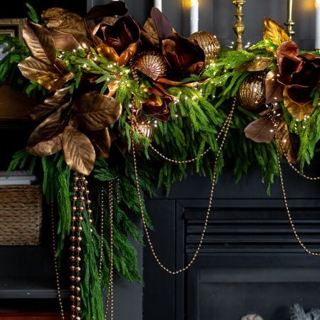 Brandy pearl Christmas garland, 106'' - Décors Véronneau