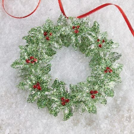 Glittered Christmas wreath ornament, 5'' - Décors Véronneau