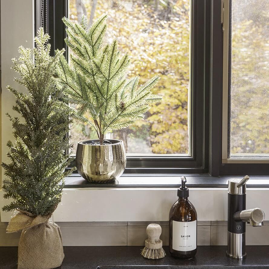 Sapin décoration de rebord fenêtre de Noël - Décors Véronneau