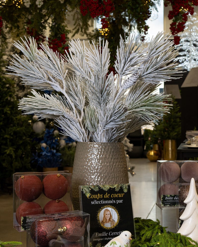 Sapinage enneigé en vase - Décors Véronneau