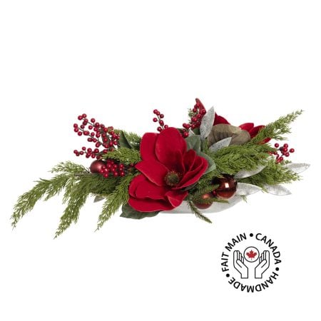 Arrangement intérieur traditionnel rouge festif