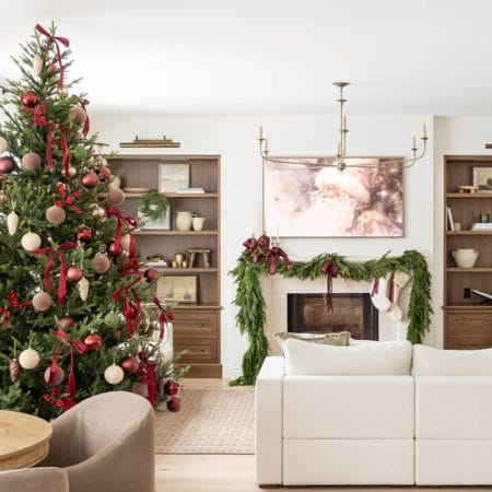 Artificial norwegian pre-lit Christmas tree, 6-9'' - Décors Véronneau