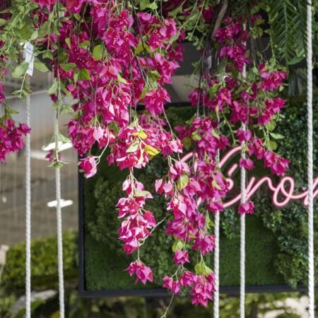 Branche de bougainvillier artificiel en fleurs, 55'' - Décors Véronneau