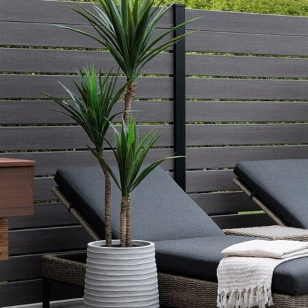 Yucca artificiel extérieur en pot - Décors Véronneau