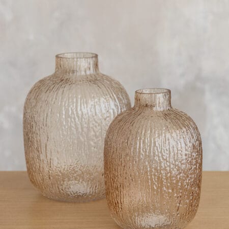 Handmade beige glass flower vase - Décors Véronneau
