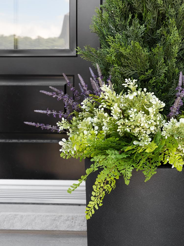 Lavande artificielle conçue pour l'extérieur - Décors Véronneau
