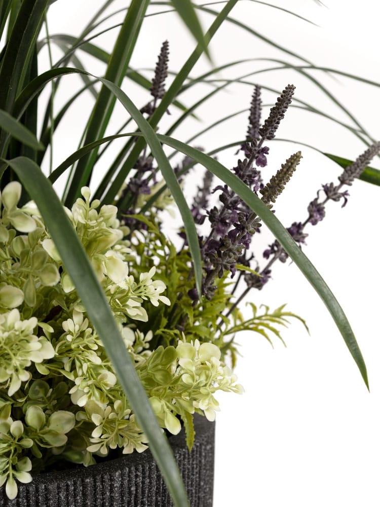 Jardinière de sol avec graminées, lavande et buis - Décors Véronneau