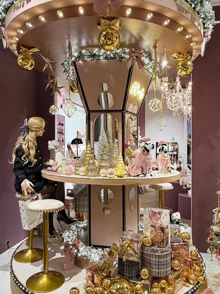 Ornements et décorations de Noël roses et crèmes - Décors Véronneau